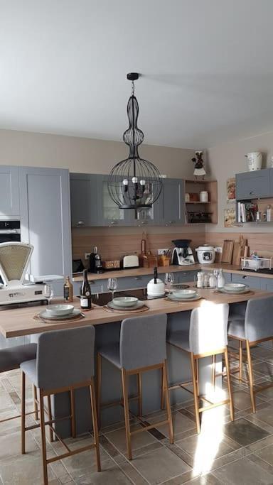 Le Pigeonnier / Gite De Charme 1 A 4 Pers 80 M² 康布雷 外观 照片
